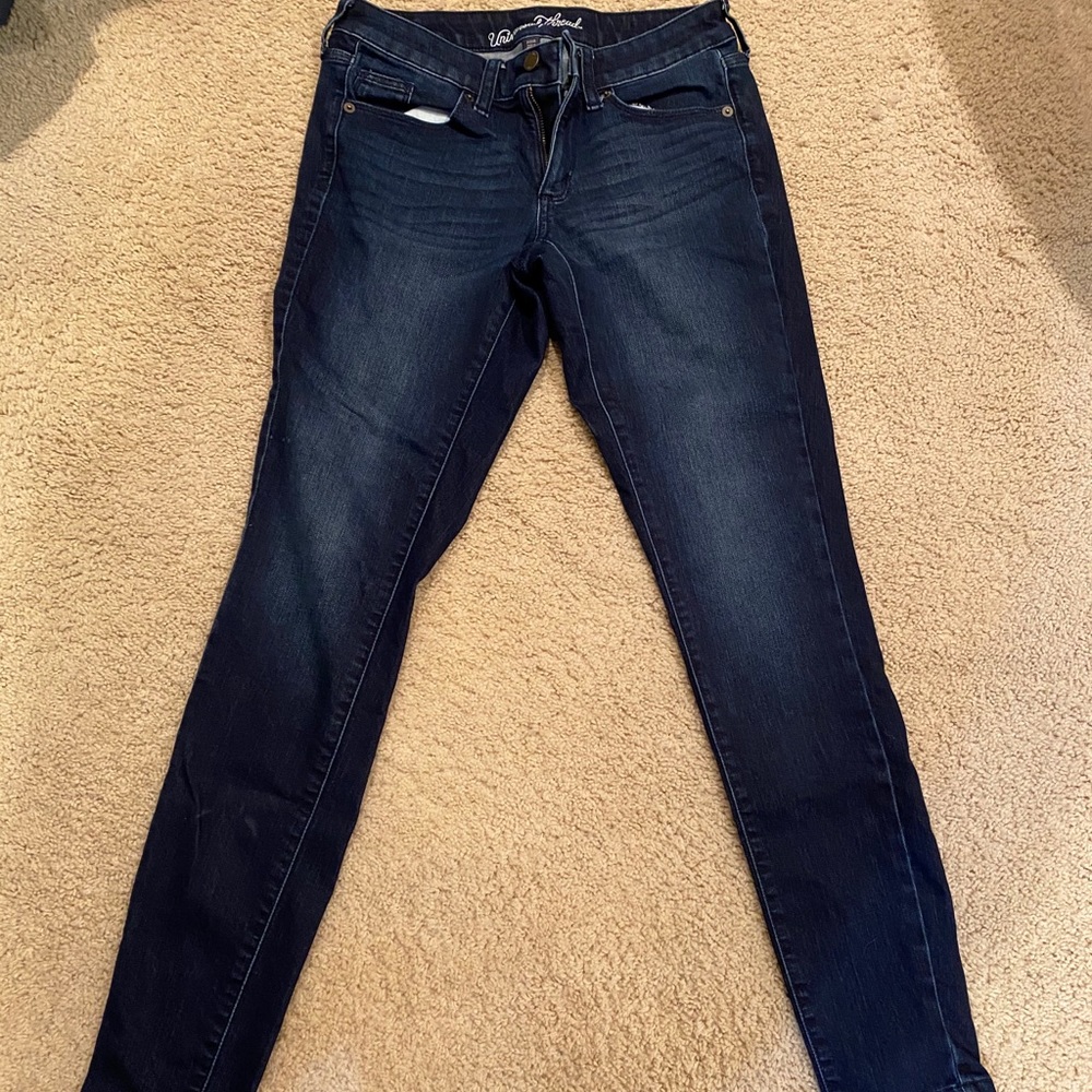 Size 2 Universal Thread Mid Rise Skinny Jean